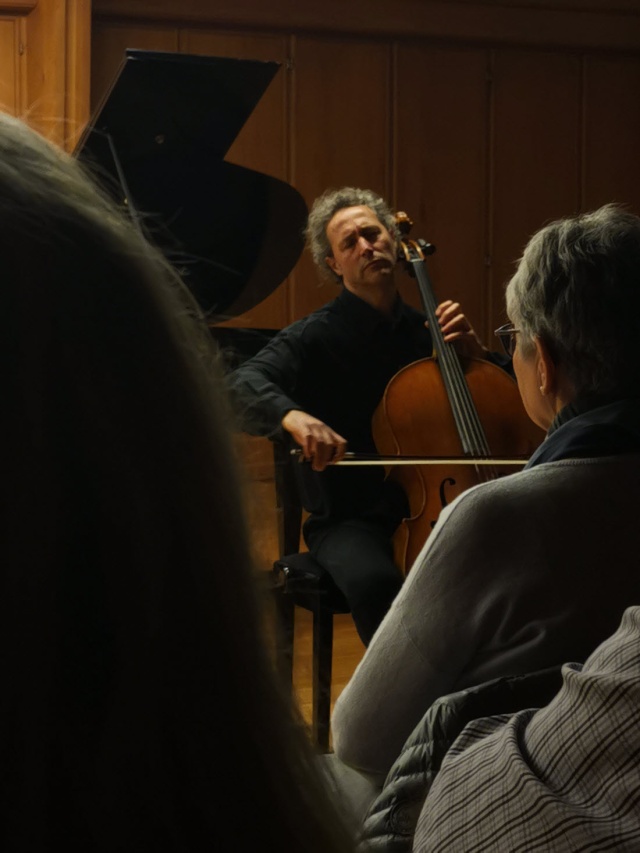 Ein interessiertes Publikum lauschte gebannt den kammermusikalischen Klassik-Klngen im Kirchgemeindesaal.